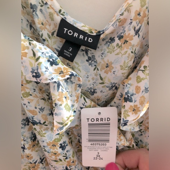 Torrid sz 3 Peplum Georgette Ruffle Surplice Tank Top NWT - Picture 7 of 8